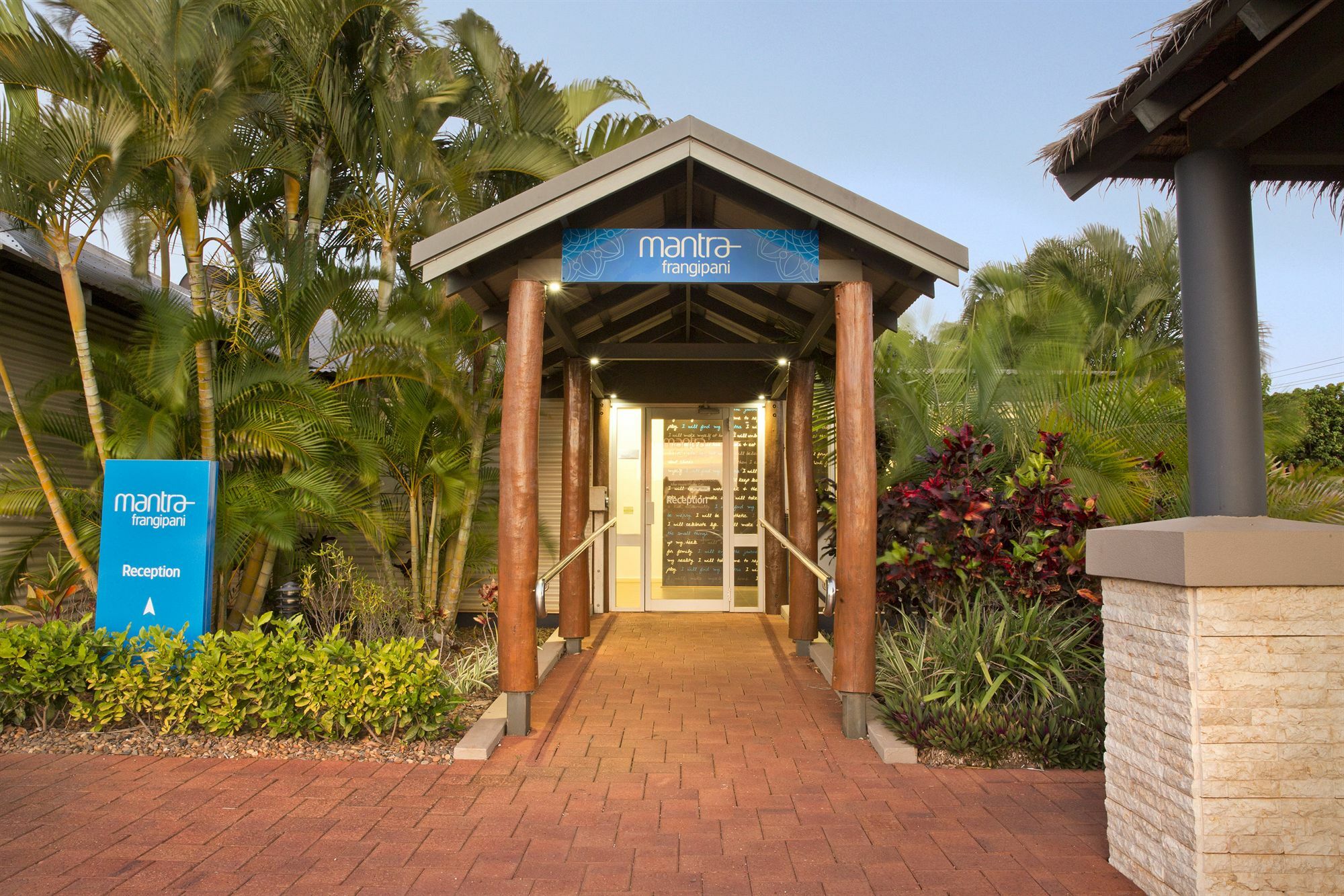Mantra Frangipani Broome Extérieur photo