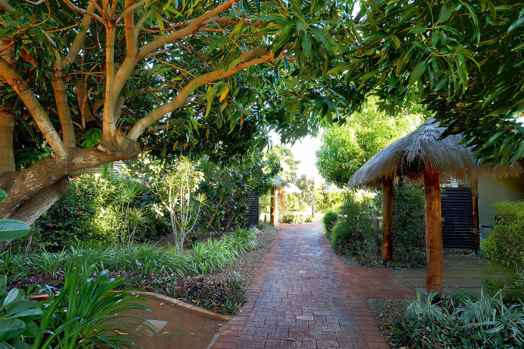 Mantra Frangipani Broome Extérieur photo