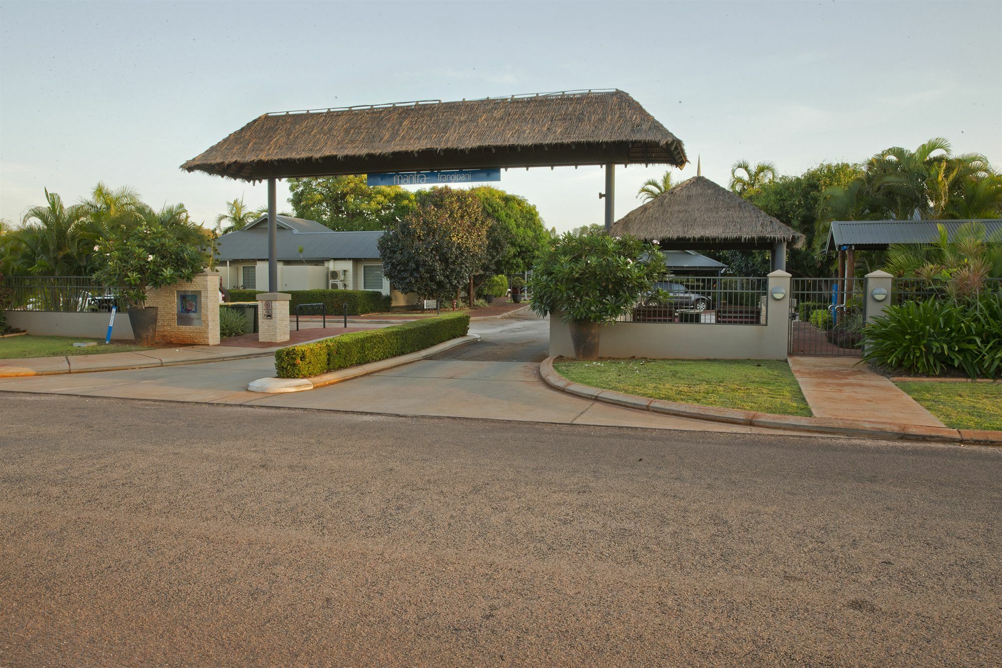 Mantra Frangipani Broome Extérieur photo